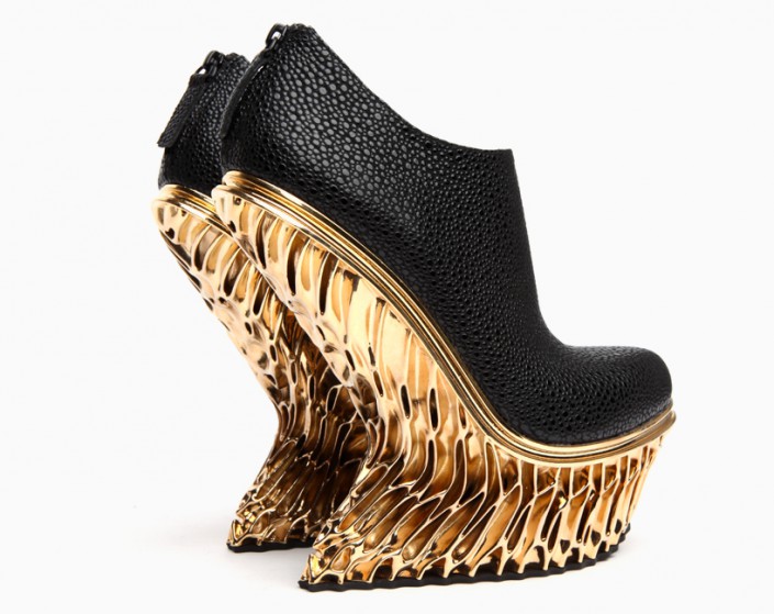 united-nude-francis-bitonti-studio-3d-systems-mutatio-3d-printed-gold-designboom-01
