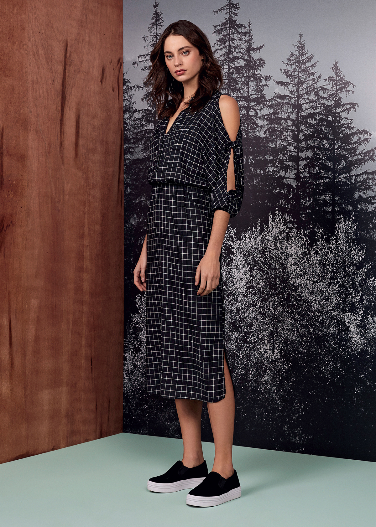 Lezalez_7 Deluxe Distribution Premium Fashion Distributor